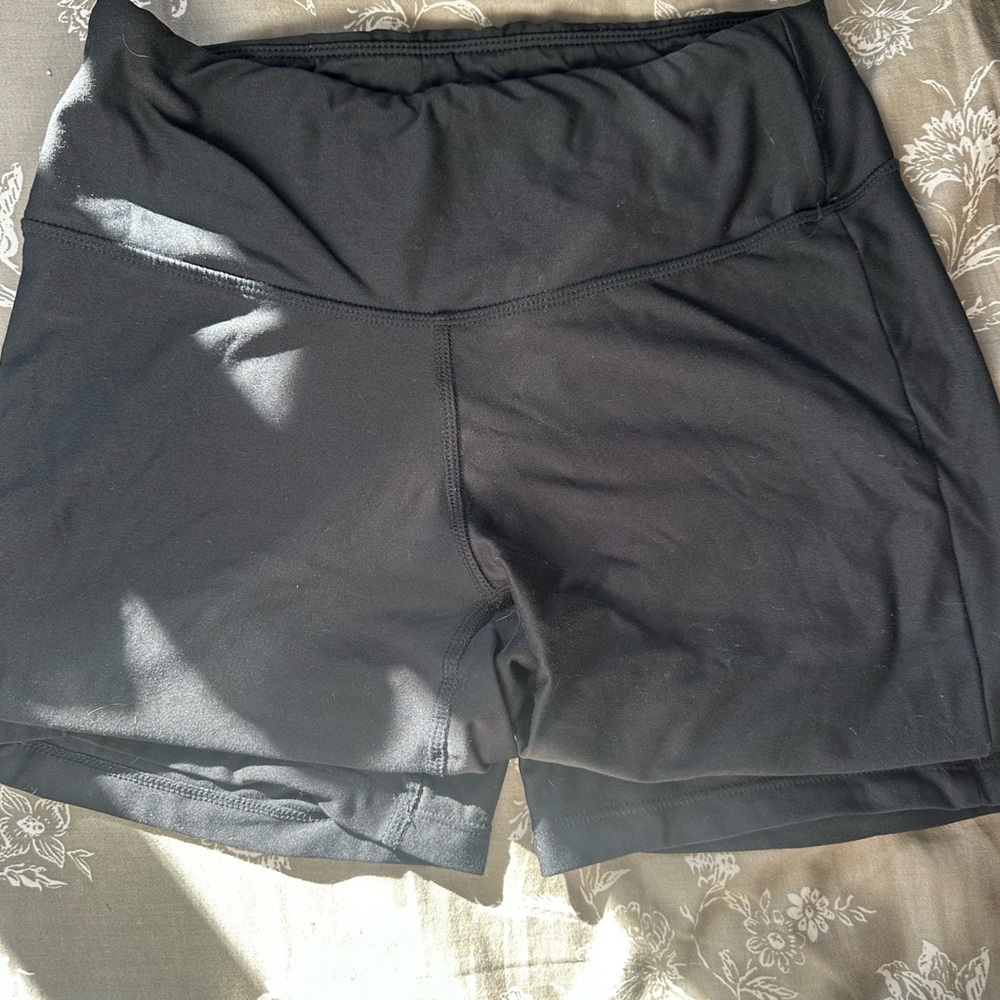 new balance women’s workout shorts